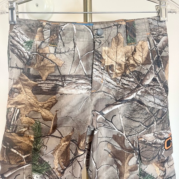 Awesome Field and Stream Real Tree youth no scent hunting  pants - Picture 2 of 12